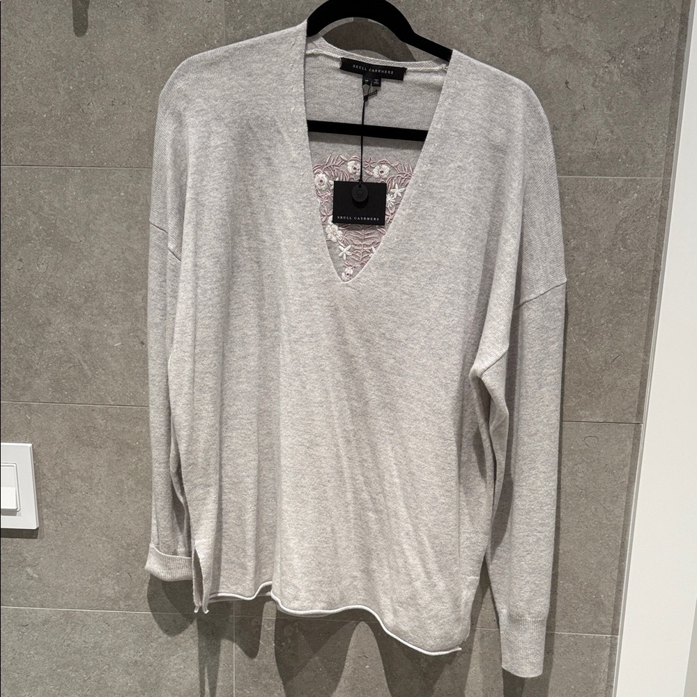 Skull Cashmere Light Gray Floral Skull Sweater